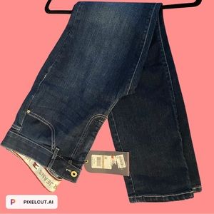 #NWT Tommy Hilfiger Jeans - Size 12